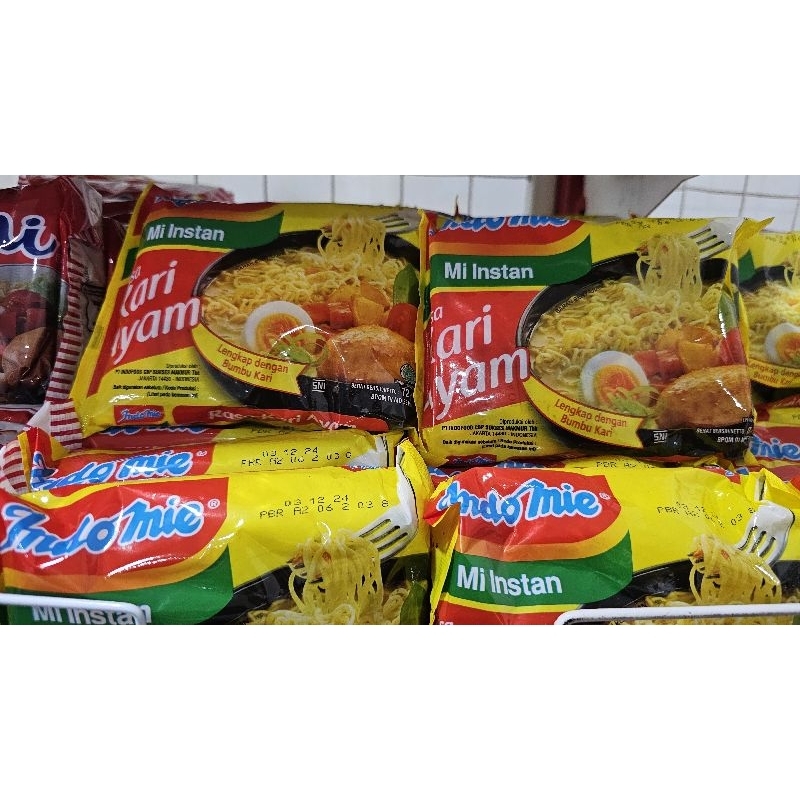 

Indomie/Indomie Kari ayam/Indomie goreng/Indomie Soto medan/Indomie Soto banjar/Indomie kriuk goreng/Indomie ayam bawang