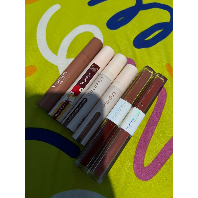 lipstik wardah dan focallure