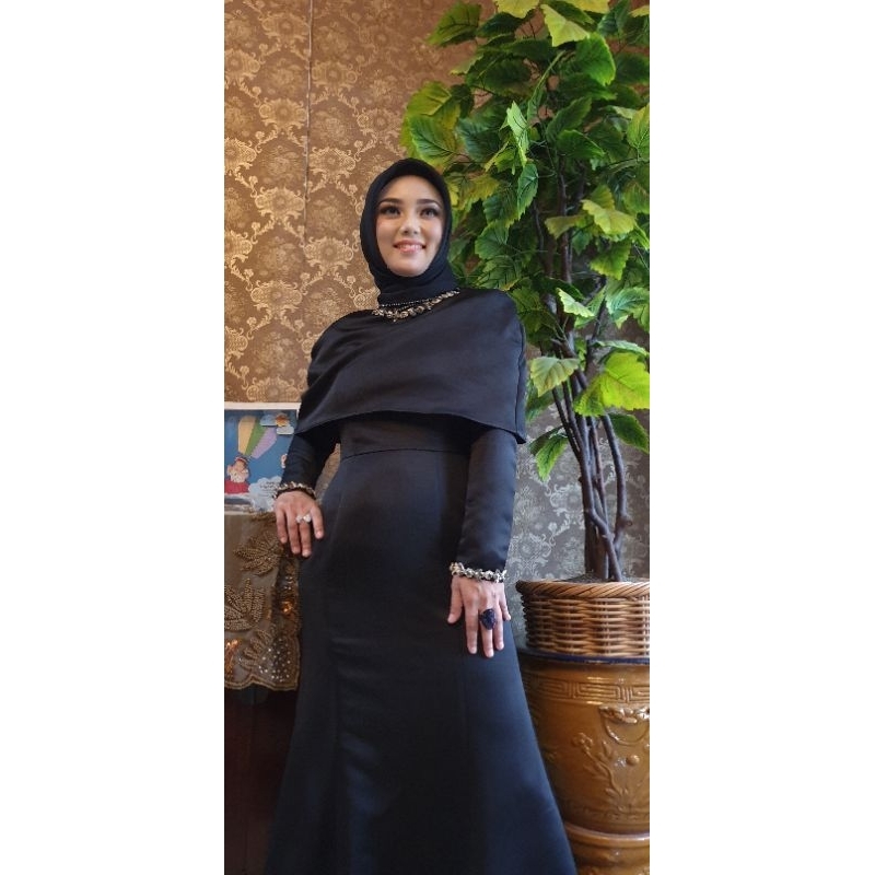 ZALIA Dress Hitam preloved