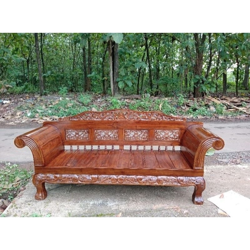 Bale Bale Madura Kuku Macan Jati