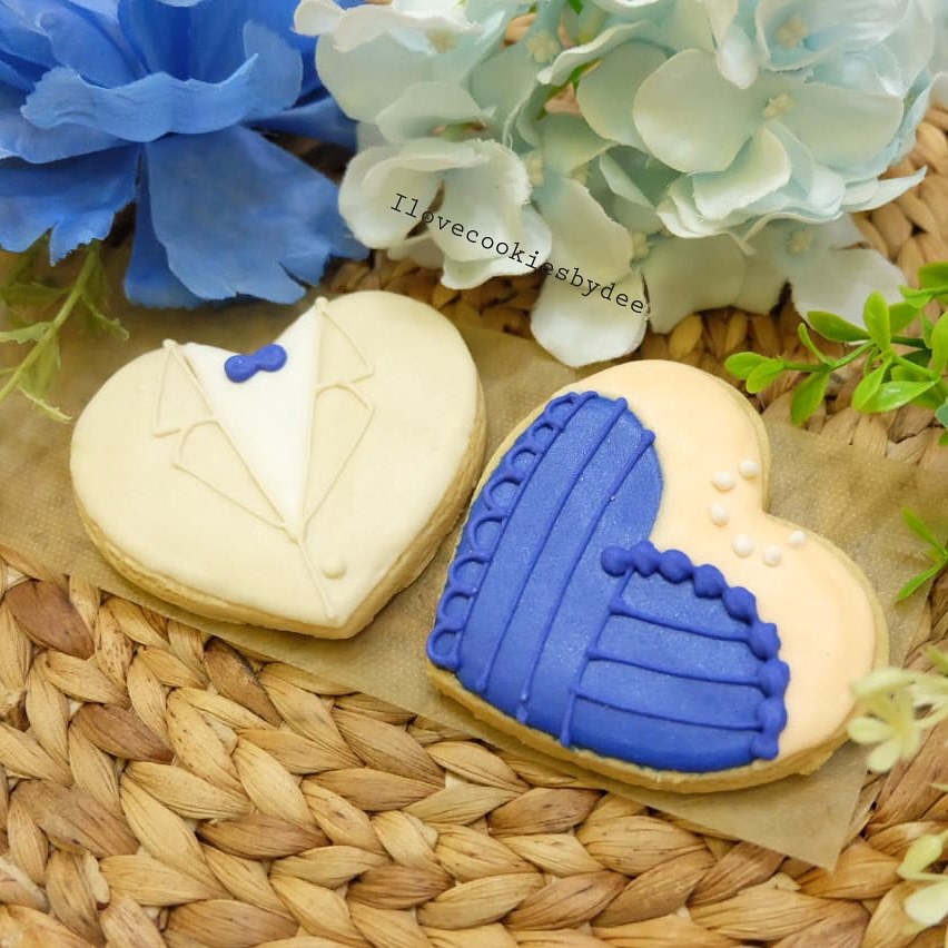 

COOKIES HAMPERS SANGJIT WEDDING KARAKTER GAUN JAS