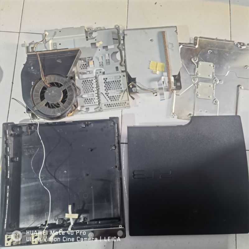 KESING PS3 SLIM  1 SET CASING PS3 SECOND