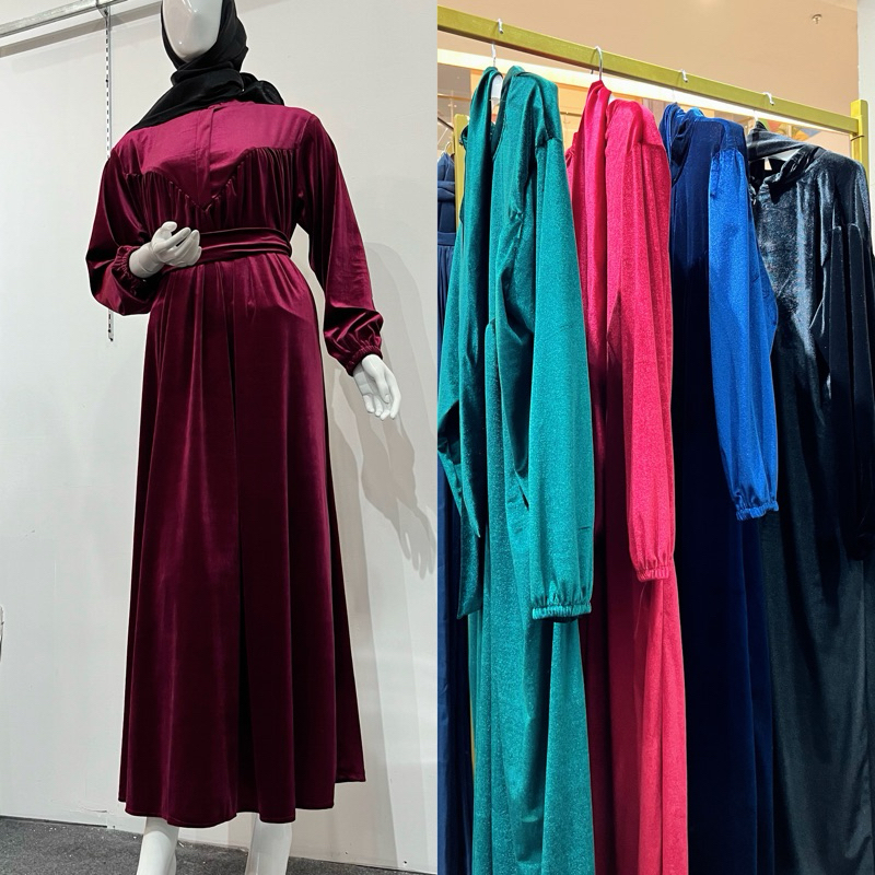Gamis Bludru