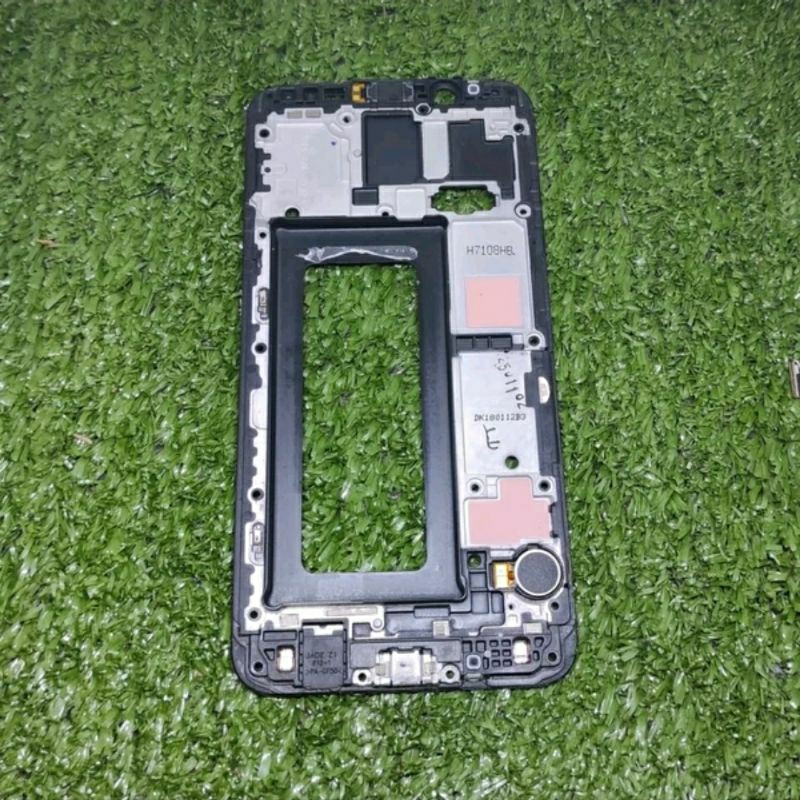 Midle Frame LCD Samsung J7 Plus J731 - C7 2018 - C710 - C7100 - Tatakan LCD Ori Copotan