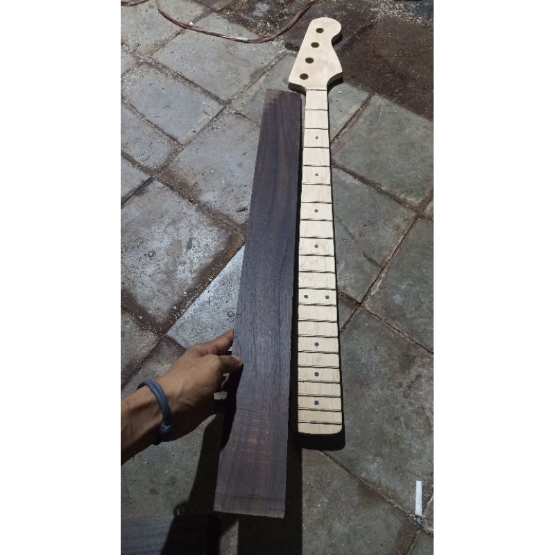 Fretboard Rosewood Jazz Bass