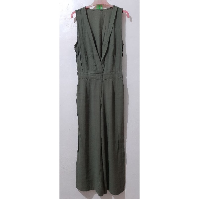 PRELOVED LIKE NEW OVERALL JUMPSUIT OLL JP HIJAU ARMY
