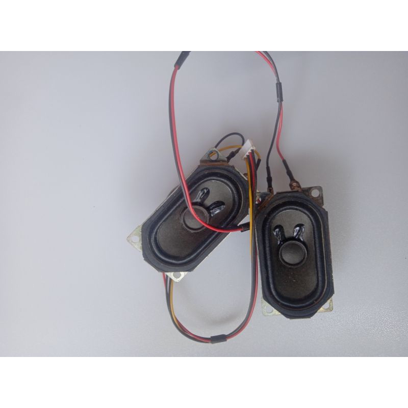 Speaker tv led Toshiba 24PB2e