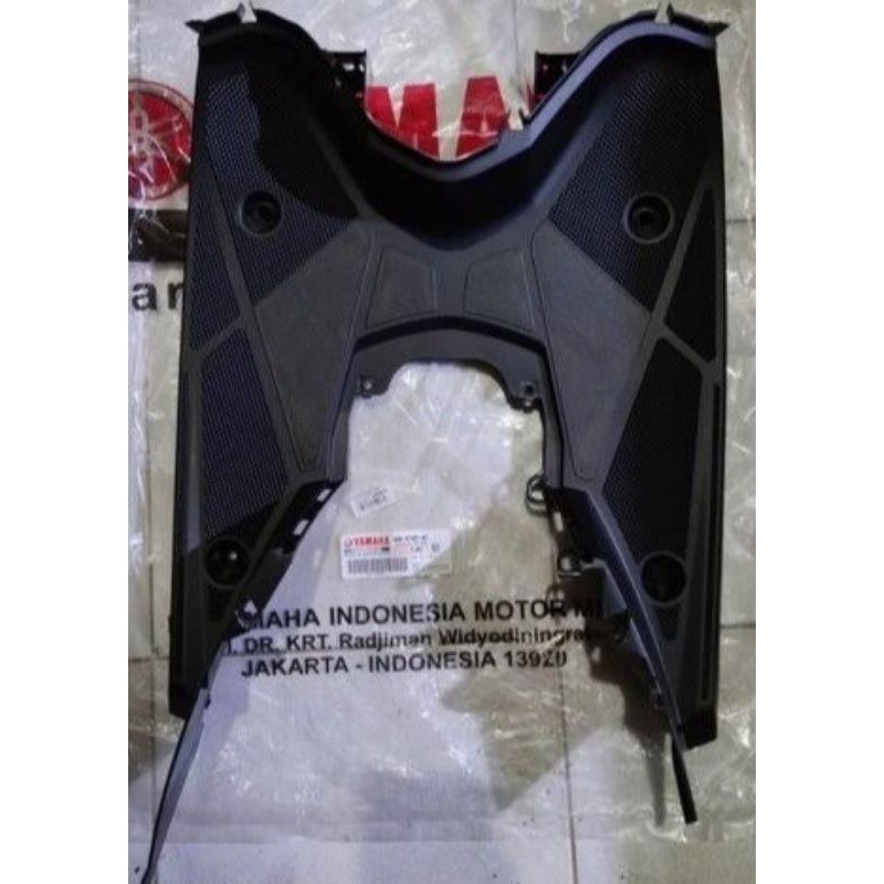 BOARD FOOTREST BORDES PIJAKAN KAKI BAWAH YAMAHA XEON KARBU XEON RC XEON GT 125 ORIGINAL YGP 44D-F748