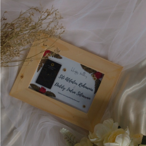 FRAME MINI GOLD TERCANTIK (10x15) | KADO PERNIKAHAN | KADO WISUDA