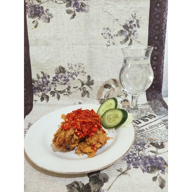 

ayam geprek jumbo mantul