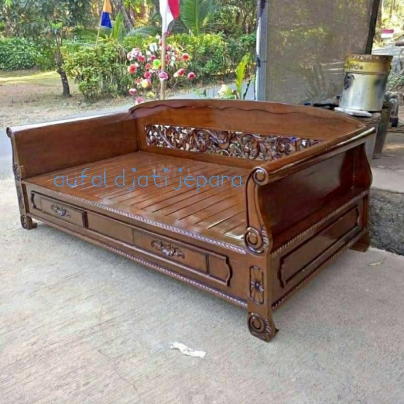 Kursi teras jati bangku amben bale bale daybed ukiran minimalis risban jawa sofa bed cafe taman