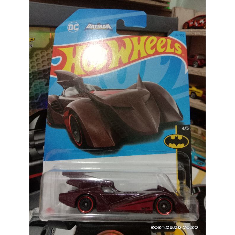HOT WHEELS BATMOBILE