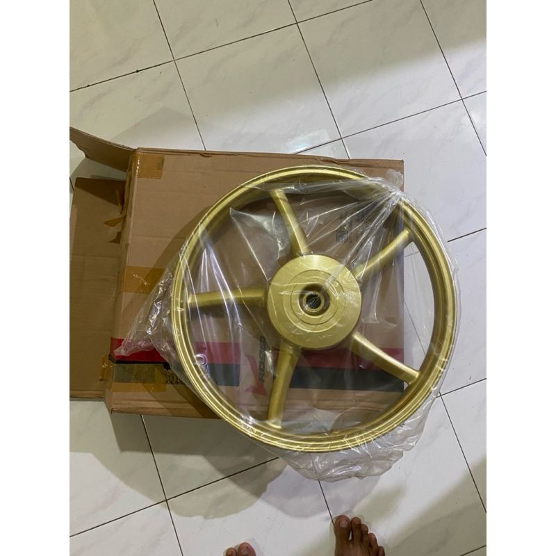 Sanca r17 belakang only vario 125/150 baru