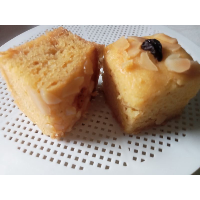 

RB Bolu tape almond dan kismis