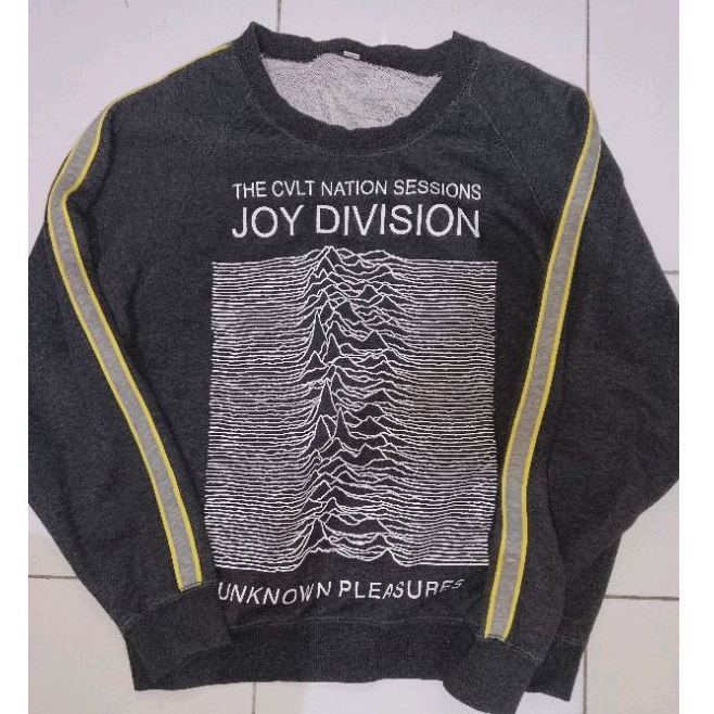 Crewneck Joy division Uniqlo