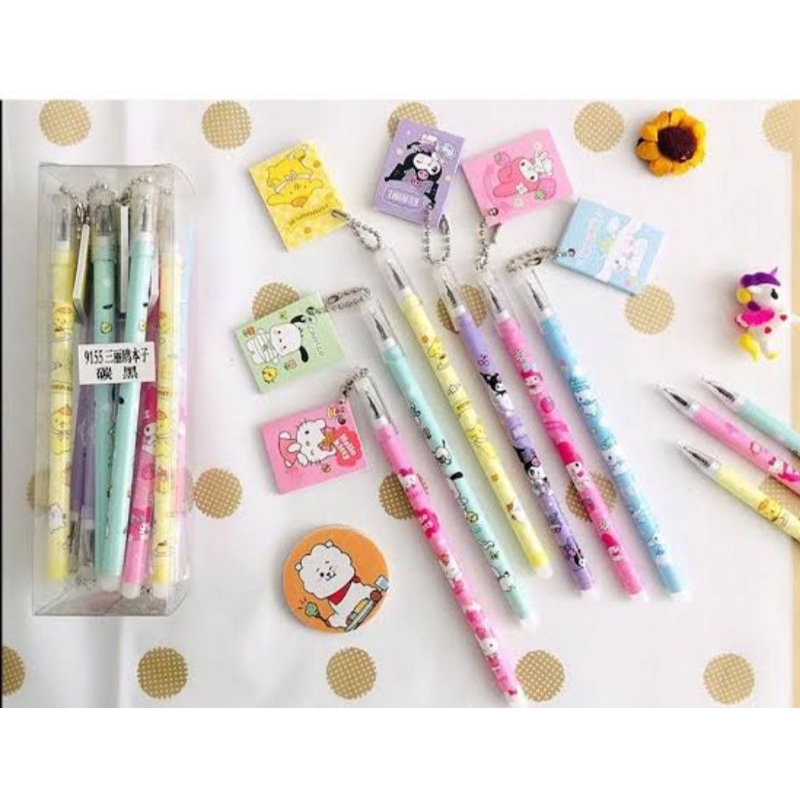 

pen bulpen Motif bandul Sanrio lucu tinta hitam