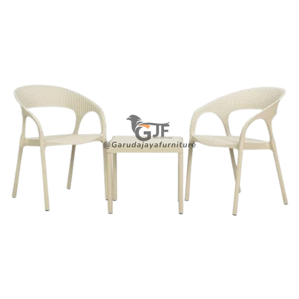 SET KURSI DAN MEJA TERAS CLUB/KURSI DAN MEJA TAMU PUTIH/KURSI DAN MEJA TAMU PLASTIK/KURSI DAN MEJA M
