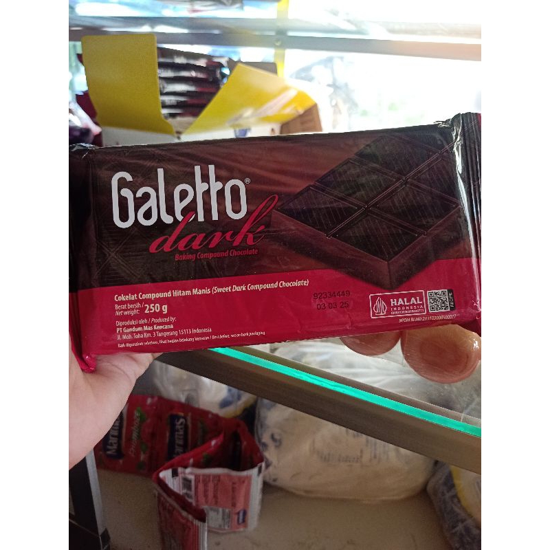 

cokelat Compound Galetto dark isi 250g