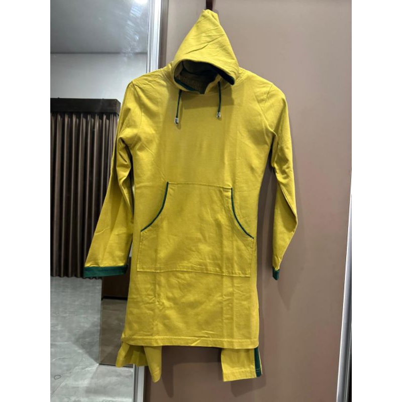 SETELAN BAJU OLAHRAGA SENAM TUNIK WANITA MUSLIMAH