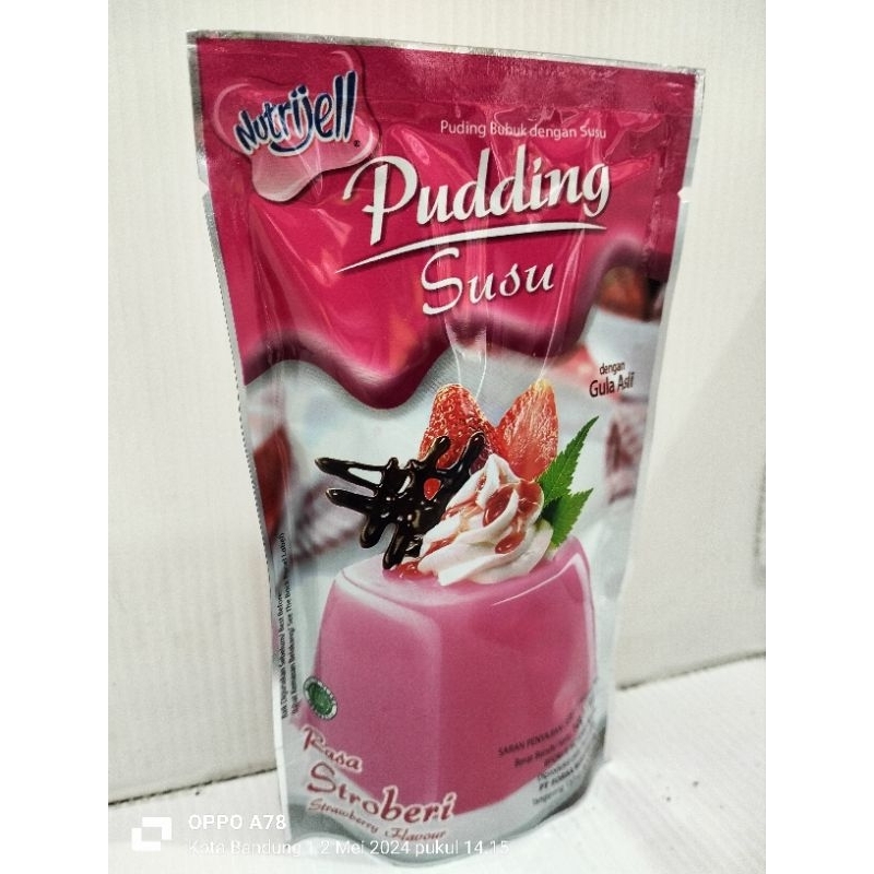 

NUTRIJELL Pudding Susu STROBERI