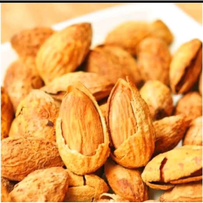 

kacang almond milk oleh oleh haji mekkah kemasan 1 kg