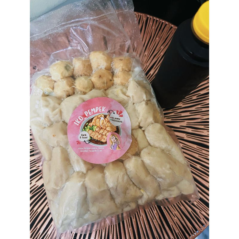 

Pempek asli palembang 25pcs hanya 58RB+CUKO