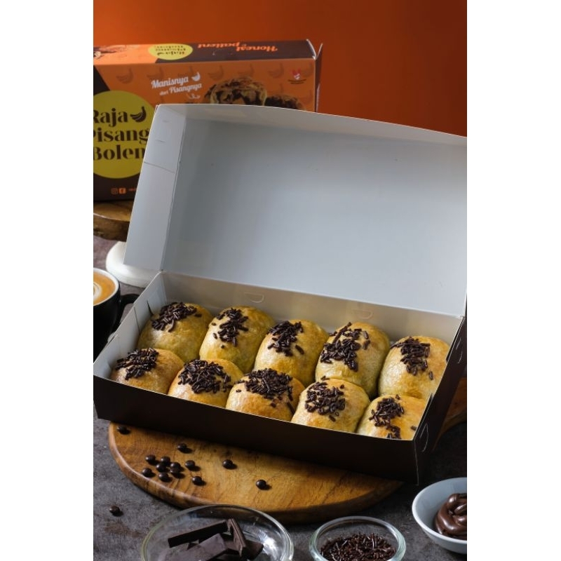 

RAJA PISANG BOLEN (BOLEN PISANG COKLAT LUMER)