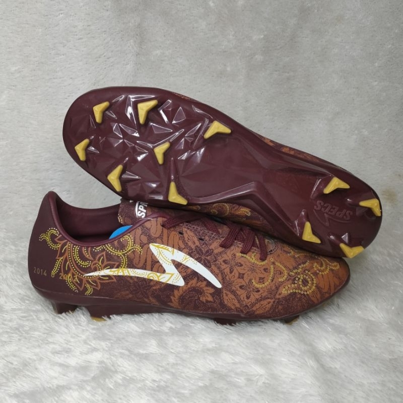 Sepatu Sepak Bola Original SPECS LIGHTSPEED ETNIS FG - SENOPATI