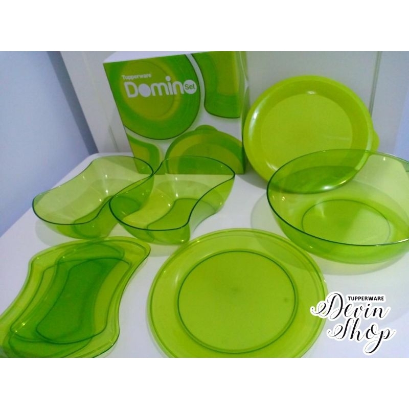 Tupperware Domino Set