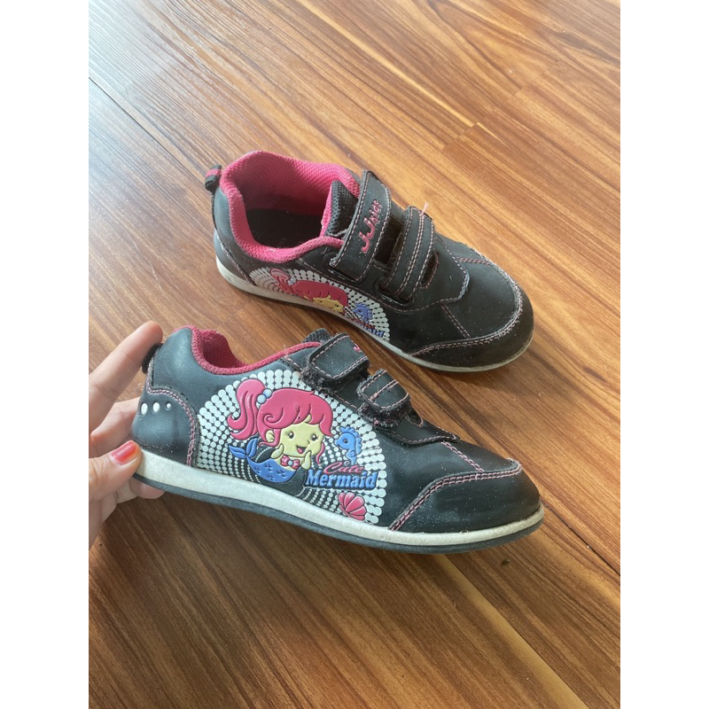 preloved sepatu anak JJ kids hitam size 31