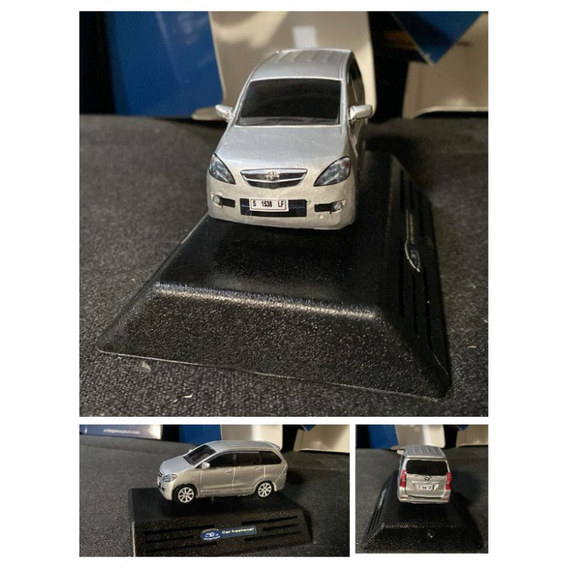 {Skala 1 : 45} Pajangan Interior Mobil Miniatur Xenia Lama