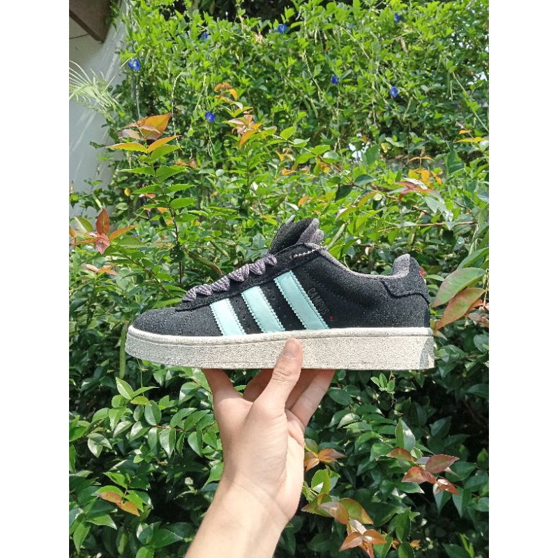 adidas campus 00s