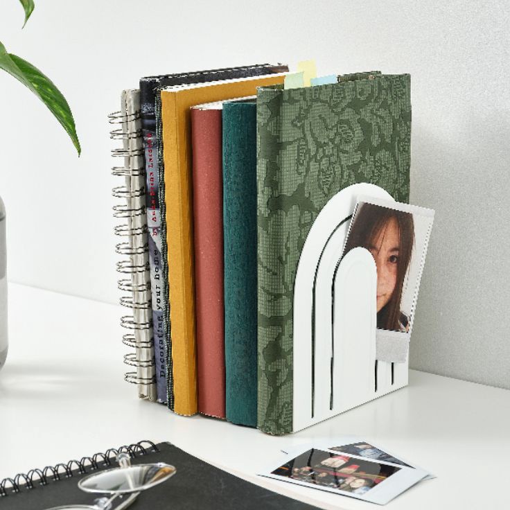 

Sedang Laris HOSSLA IKEA Pembatas Buku Ikea Penahan buku Ikea putih