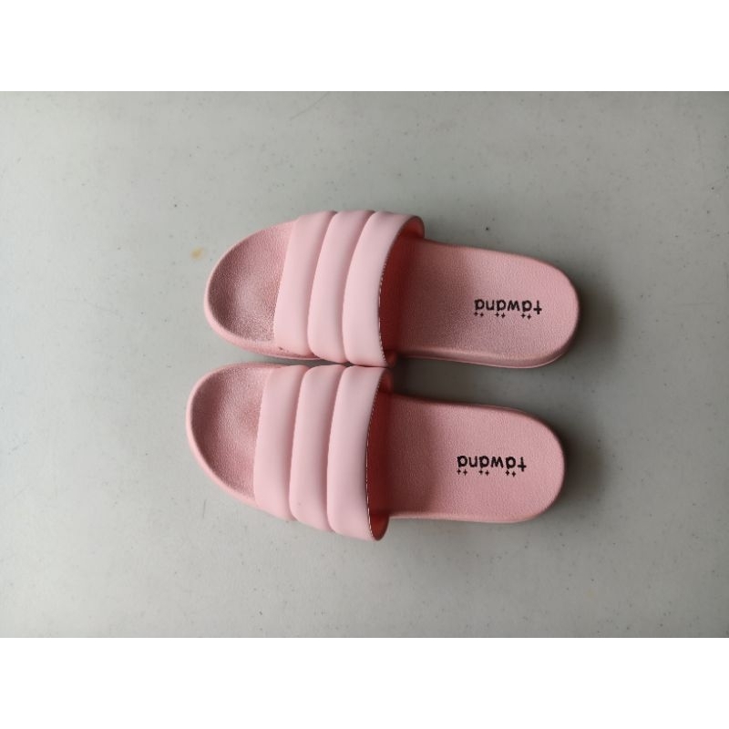 Sendal tawana slop strip sendal wanita