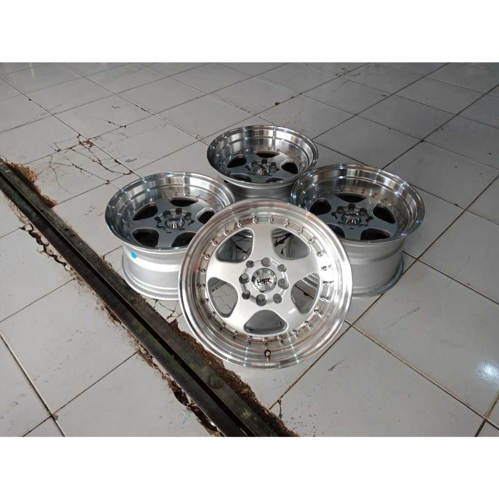 Velg Racing Ring 15 Lubang 4 BURN HSR R15 X8-9 8X100-114,3 ET20