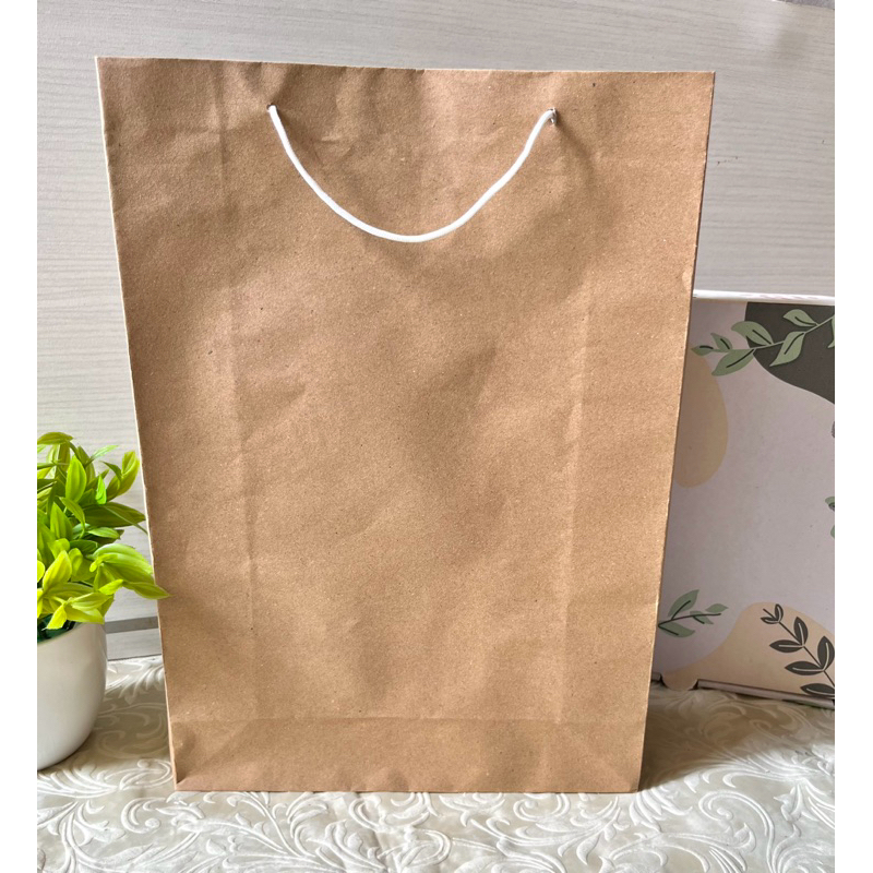 

Totebag | Paperbag | Tas kain Untuk Box/ Kotak Hadiah Ukuran 25x35x9