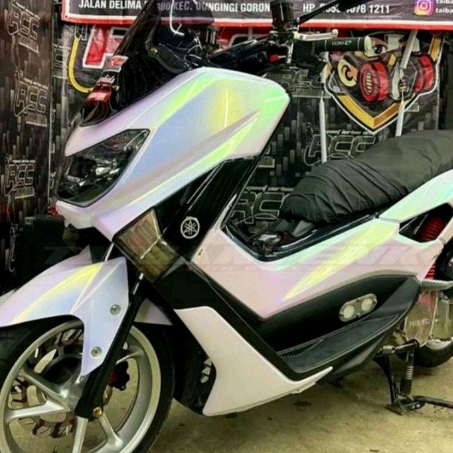 

Promo Sekarang Cat bunglon putih pu chameleon green gold blue