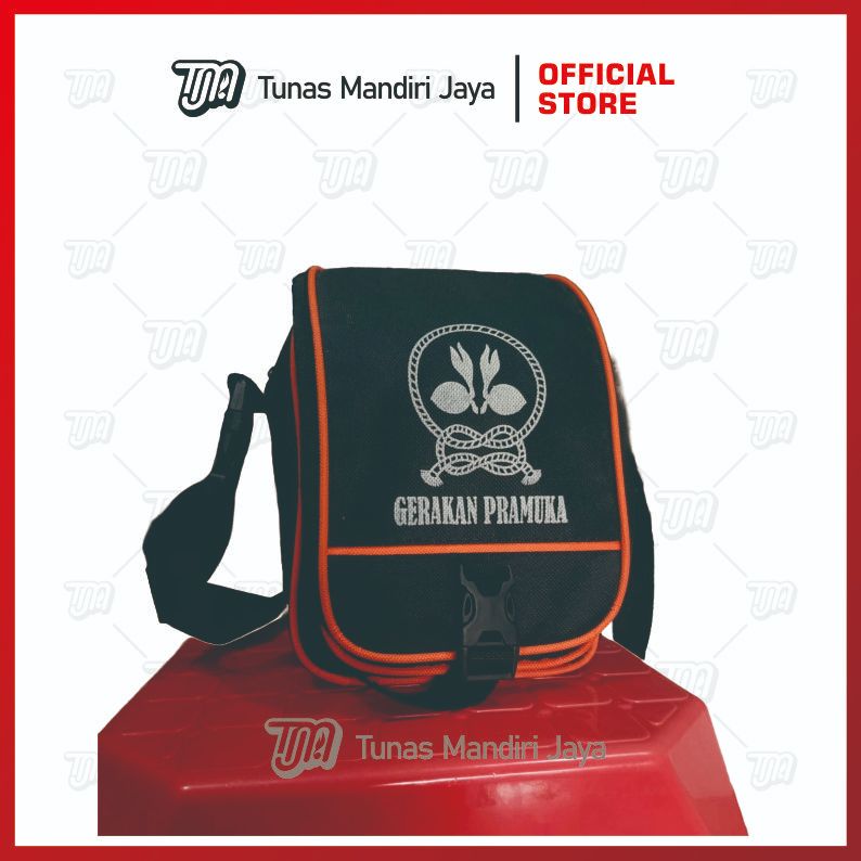 TAS SLEMPANG PRAMUKA / TAS SLEMPANG HITAM LIS ORANGE