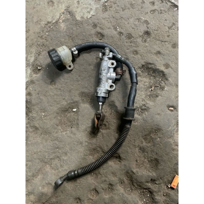 Master rem belakang satria fu - master rem satria fu