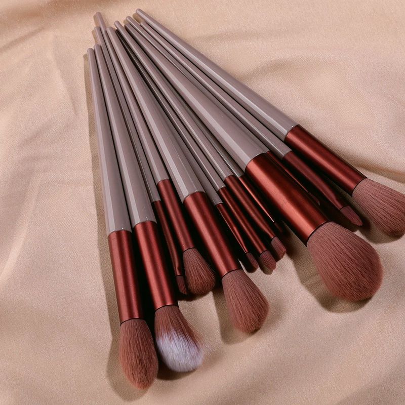Brush Make Up Set 13 Pcs Set Kuas Make Up Brush BlashOn Isi 13 Pcs