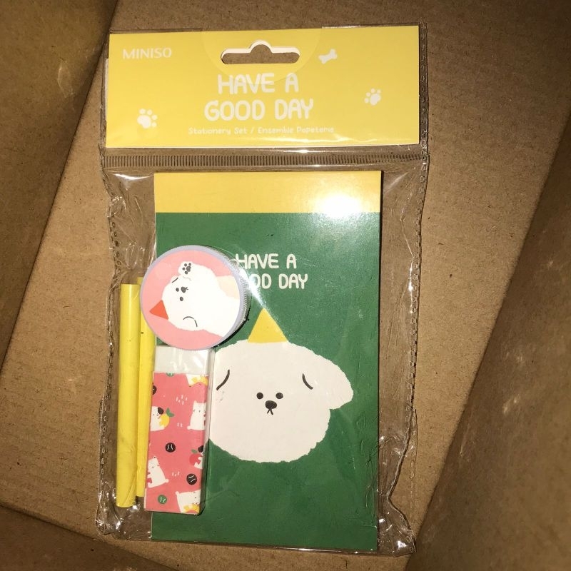 

miniso stationery set