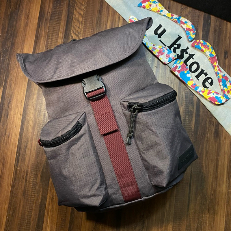 backpack crumpler extrovert