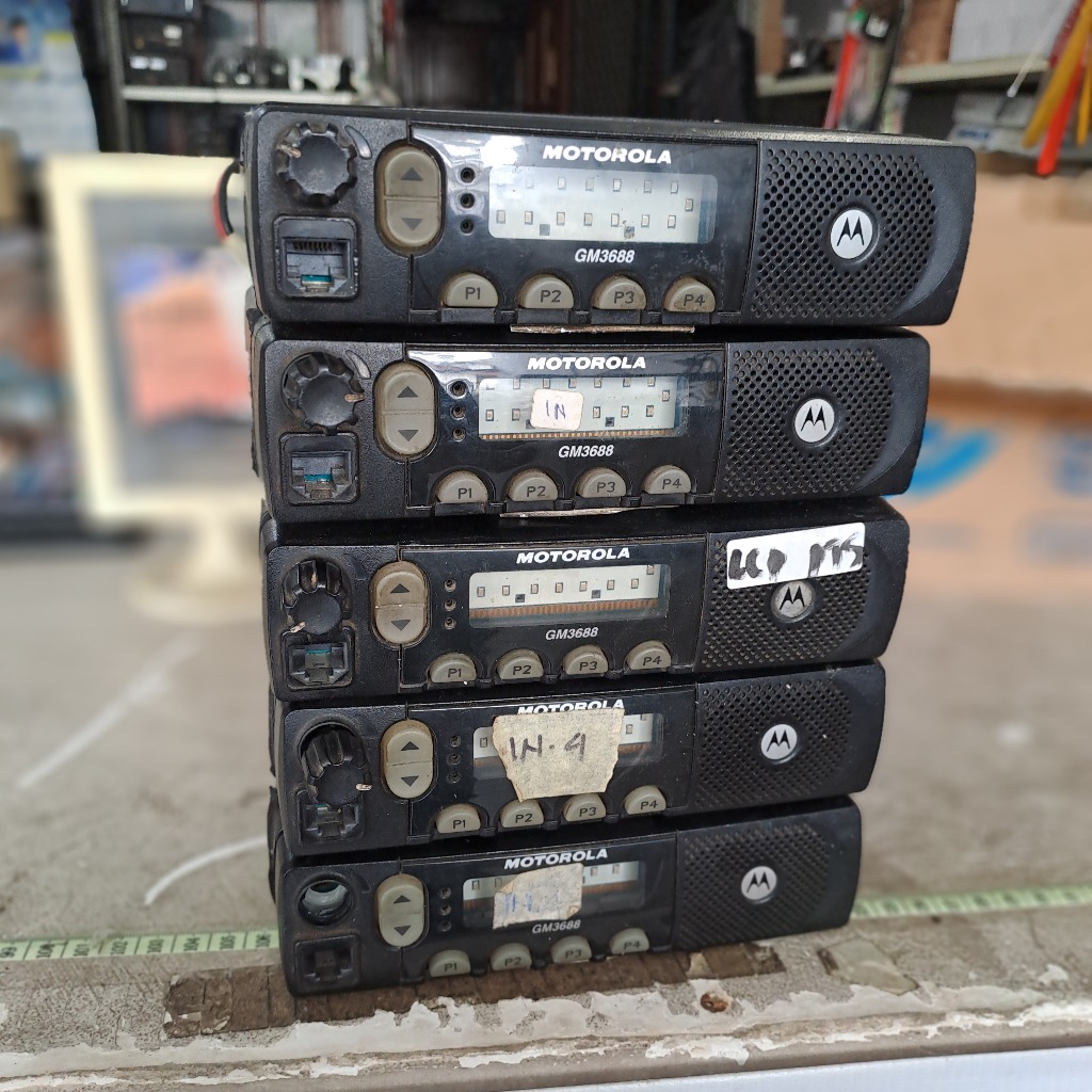 Rig Motorola Gm3688 Uhf Kondisi Apa Adanya