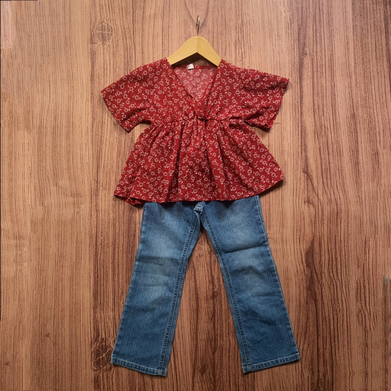 4-6Y SHEIN KIDS MAROON BLOUSE & CIRCO DENIM FLARE PANTS