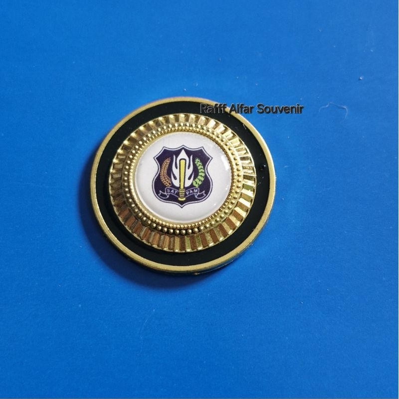 Pin satpam - pin security magnet