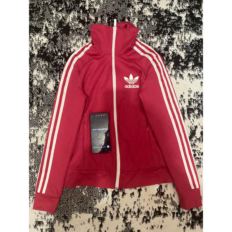 tracktop adidas pink