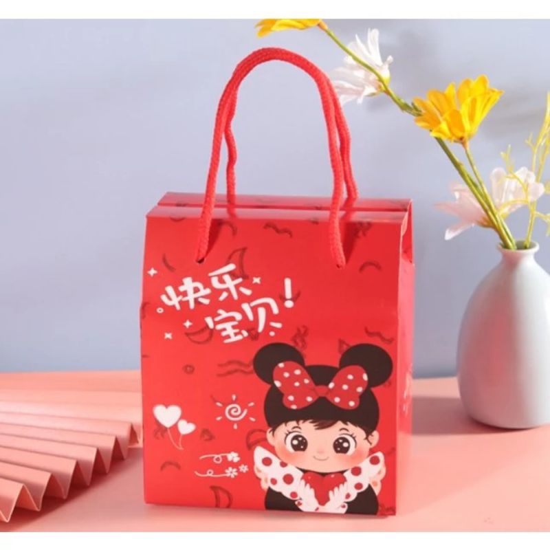 

kotak hampers