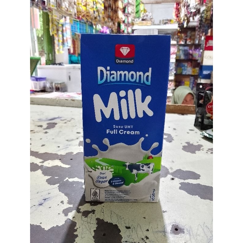 

Diamond Milk Susu Uht Full Cream || 1000ml