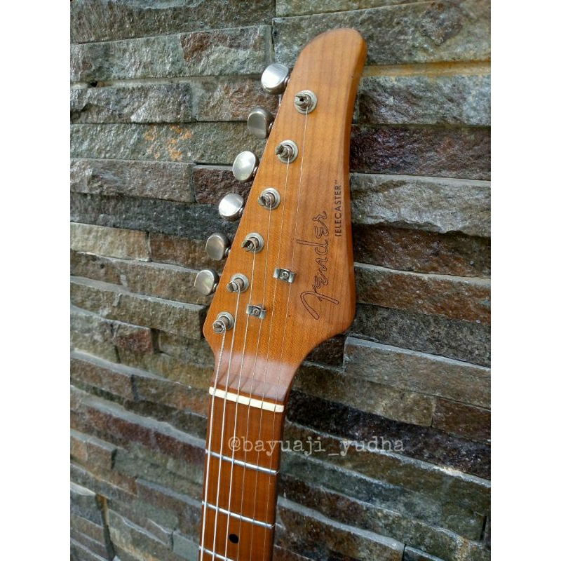 SOLOKING T-1B VINTAGE TELECASTER MODEL ROASTED MAPLE NECK
