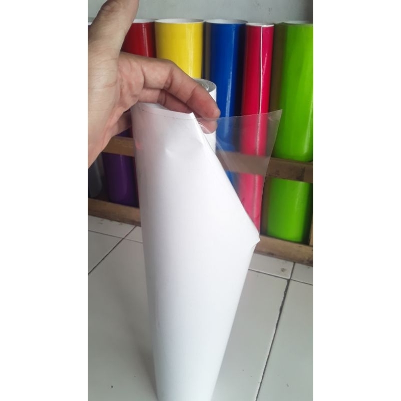 Skotlet bening transparan glossy